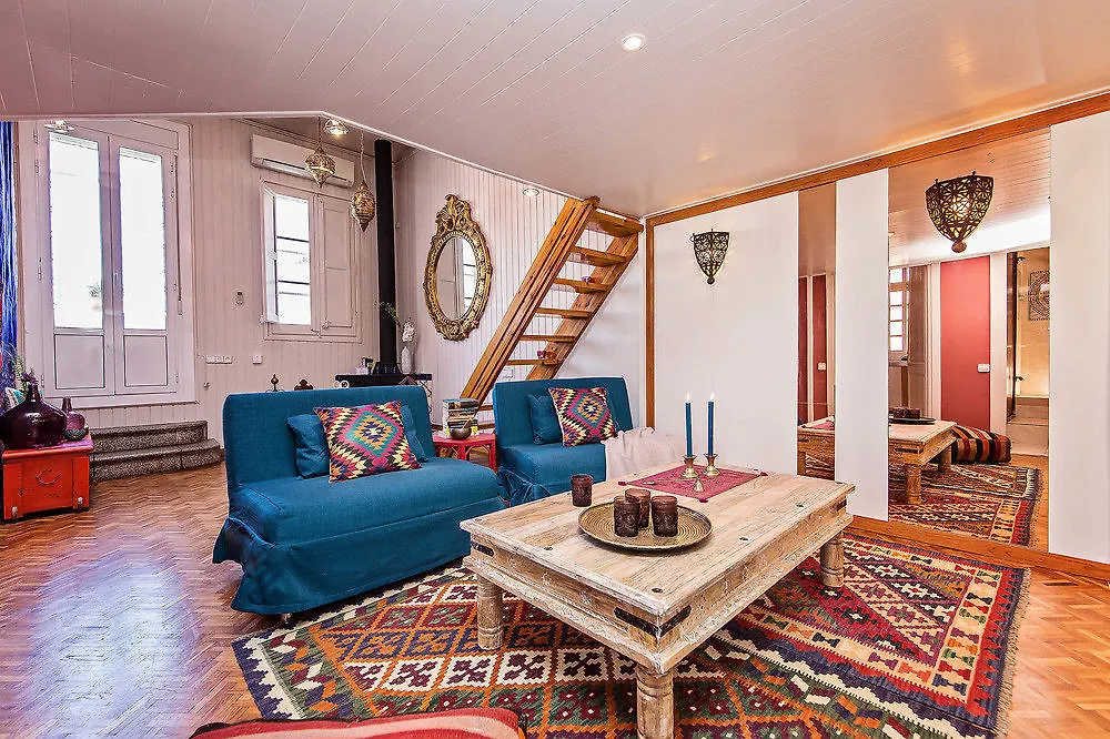 Sweett - Calabria Apartment Barcelona Spain
